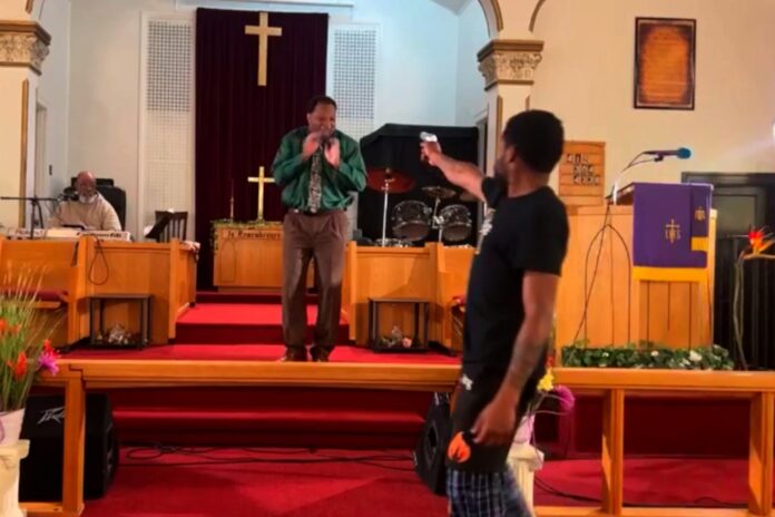 Gunman arrested after trying to shoot pastor during church sermon