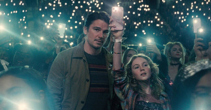 A new trailer has been released for M. Night Shyamalan's thriller Trap, starring Josh Hartnett, which reaches theatres very soon