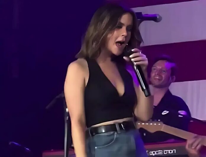 Maren Morris Jean Skirt Wardrobe Malfunction