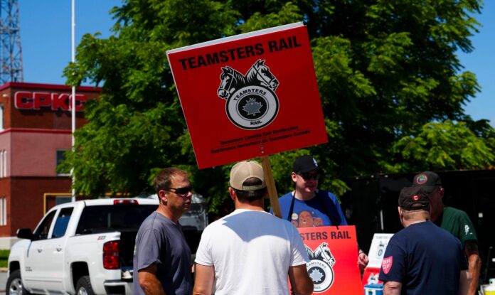 Canada ends unprecedented rail stoppage with back-to-work order