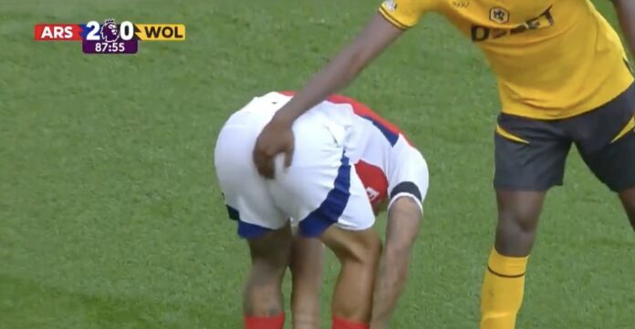 VIDEO: Outrage as Yerson Mosquera didn’t get booked as he groped Gabriel Jesus butt cheeks in front of 60k spectators