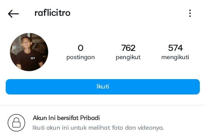 VIDEO: Petugas polisi, Rafli Citro, mengancam seorang warga pria dengan menyebarkan data pribadinya, Almet, di Instagram story