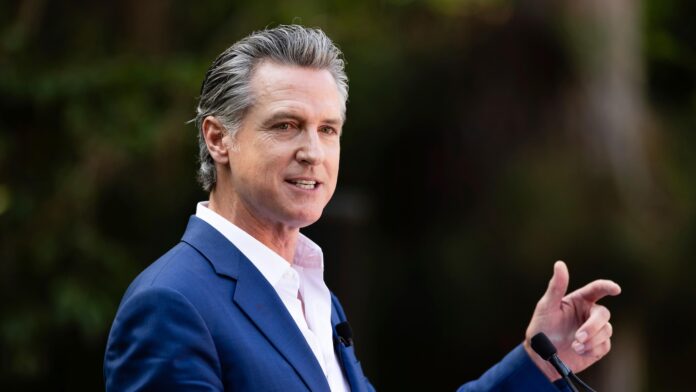 California governor vetoes bill to make immigrants without legal status eligible for home loans