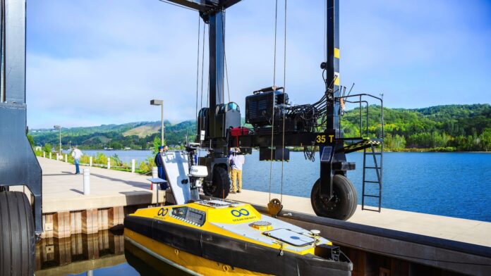 High-tech search for 1968 plane wreck in Michigan’s Lake Superior shows nothing so far