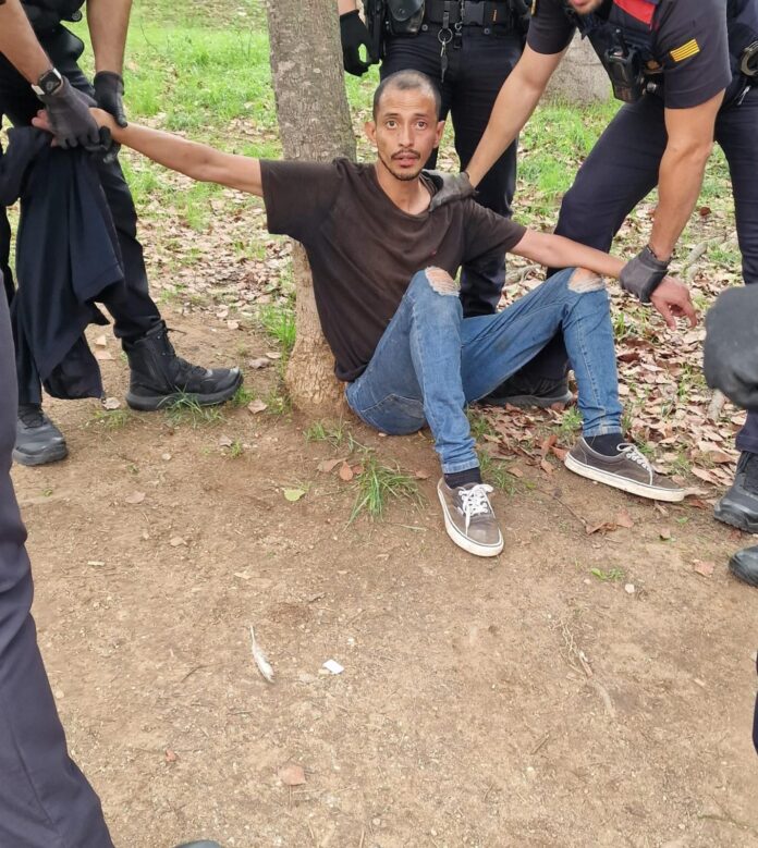 VIDEO: 31-year-old Ecuadorian man, Henry R.C slapped a 1-year-old baby at Montjuïc park in Barcelona viral video