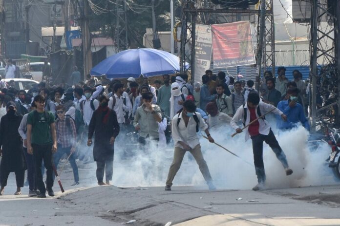 Violent protests erupt in Pakistan over alleged college rape